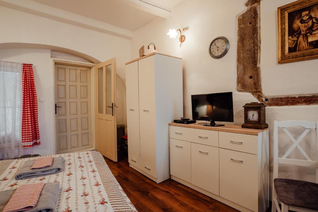 Strieborny Dvor Apartment Banska Stiavnica Ngoại thất bức ảnh